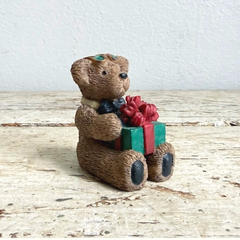 Vintage Resin Teddy Bear Figurine Aviator Goggles Christmas Gift Box CSGB